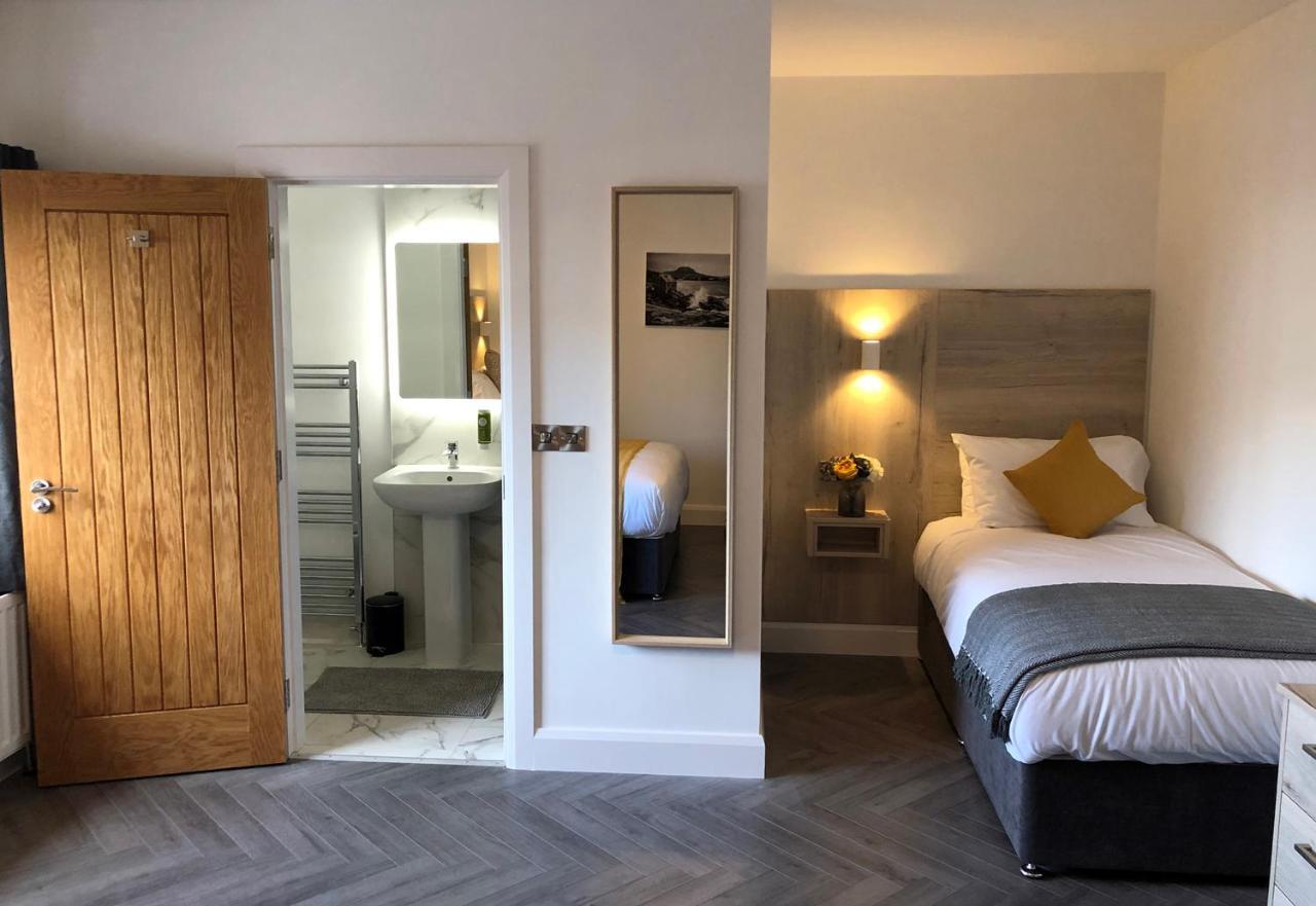 Mcnaughton Guestrooms Ballymena Exterior photo